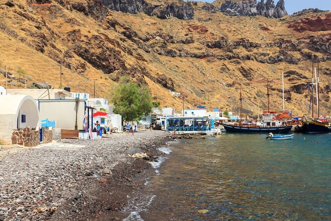 Top Spots Bus Tour in Santorini With Transportation - Tour Itinerary