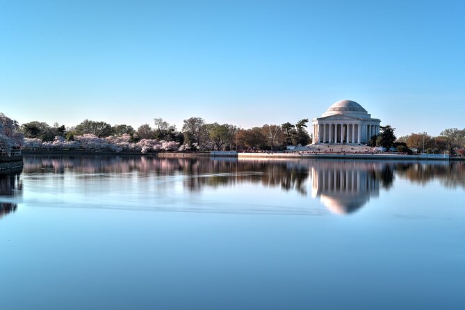 Top Tidal Basin Explorer of Thomas Jefferson FDR & MLK Memorials - Tour Features