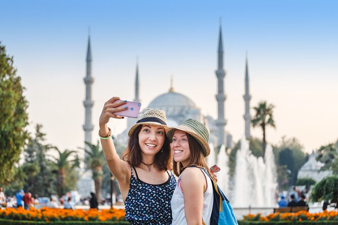 Topkapi Palace, Hagia Sophia, Hippodrome, Blue Mosque and Grand Bazaar Tour - Discovering the Hippodrome and Blue Mosque