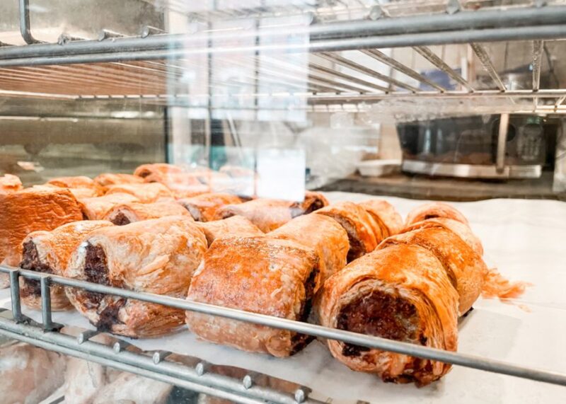 Toronto: Distillery District Breakfast Walking Tour - Key Points