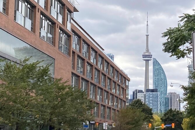 Toronto Distillery District Self-Guided Walking Tour - Tour Participation and Group Size