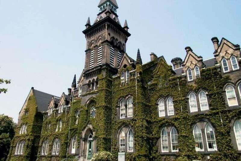 Toronto: Distillery & Old Town Private Walking Tour - Key Points