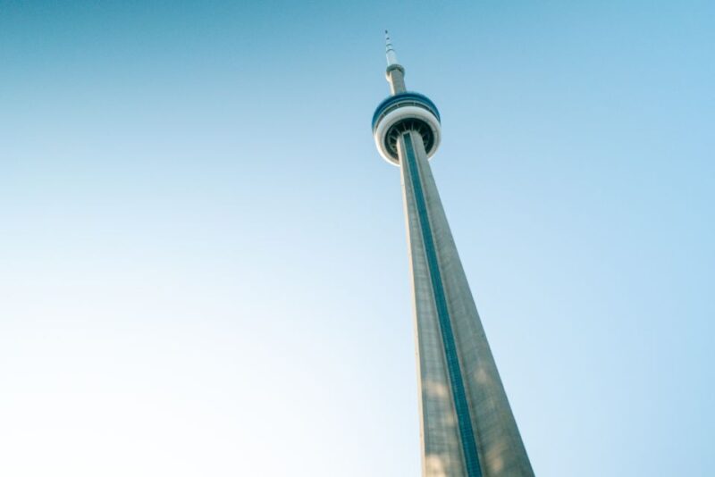 Toronto: Downtown Walking Tour With CN Tower and Boat Cruise - Key Points