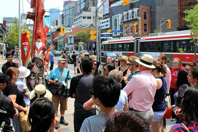 Toronto Graffiti Alley Street Art Walking Tour with an Expert - The Itinerary in Detail