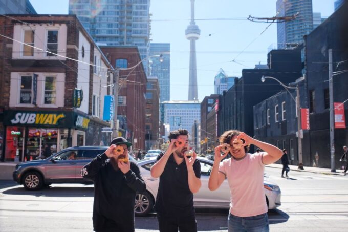 Toronto: Guided Donut Walking Tour With Tastings and Coffee - Customer Reviews