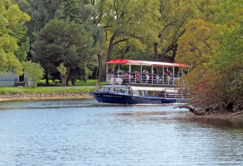 Toronto: Guided Harbour and Islands Sightseeing Cruise - Toronto: Guided Harbour and Islands Sightseeing Cruise — A Detailed Look