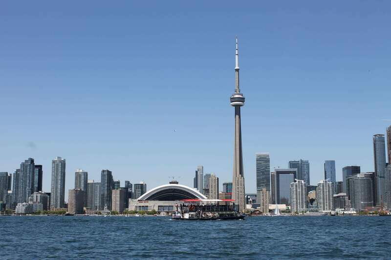 Toronto: Guided Harbour and Islands Sightseeing Cruise - Comfort and Convenience