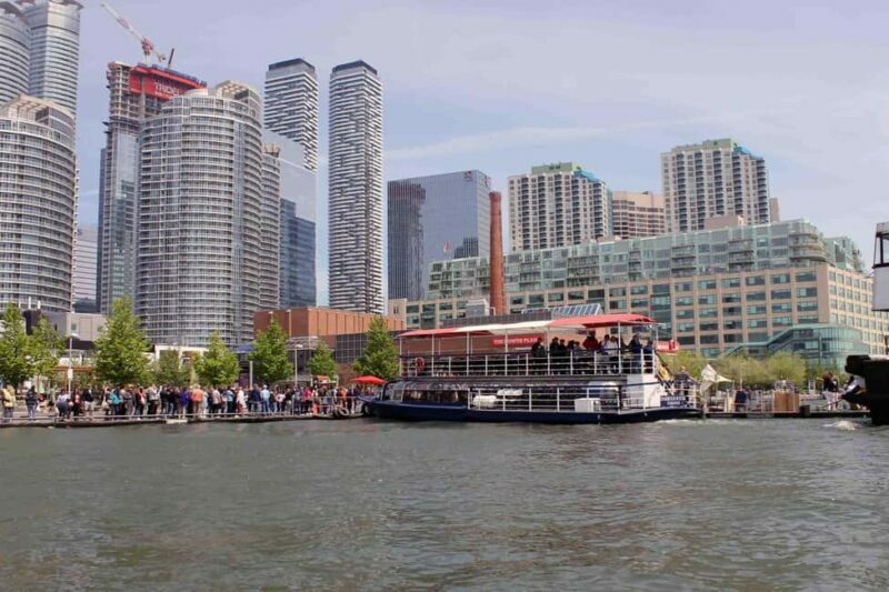 Toronto: Guided Harbour and Islands Sightseeing Cruise - What Reviewers Say