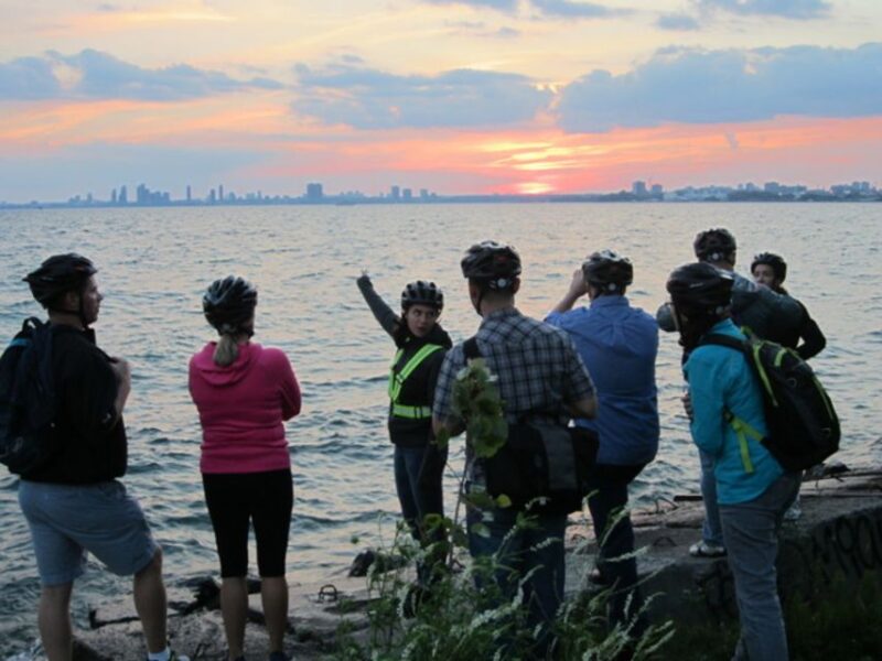 Toronto Islands: Morning or Twilight 3.5-Hour Bike Tour - Meeting Point and Safety