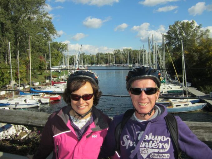 Toronto Islands: Morning or Twilight 3.5-Hour Bike Tour - Customer Reviews