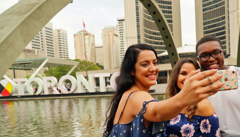 Toronto: Luxury Small Group City Tour - Tour Details