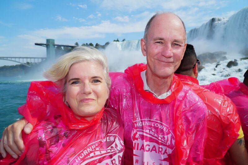 Toronto: Luxury Small-Group Niagara Falls Day Trip - Group Size and Inclusions