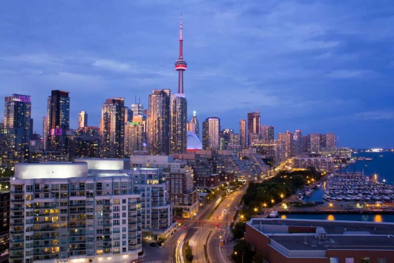Toronto: Niagara Falls & NOTL Heritage Town Guided Day Tour - Key Points