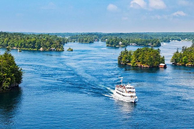 Toronto, Niagara Falls & Thousand Islands VIP 2–Day Trip - Tour Group Size and Capacity