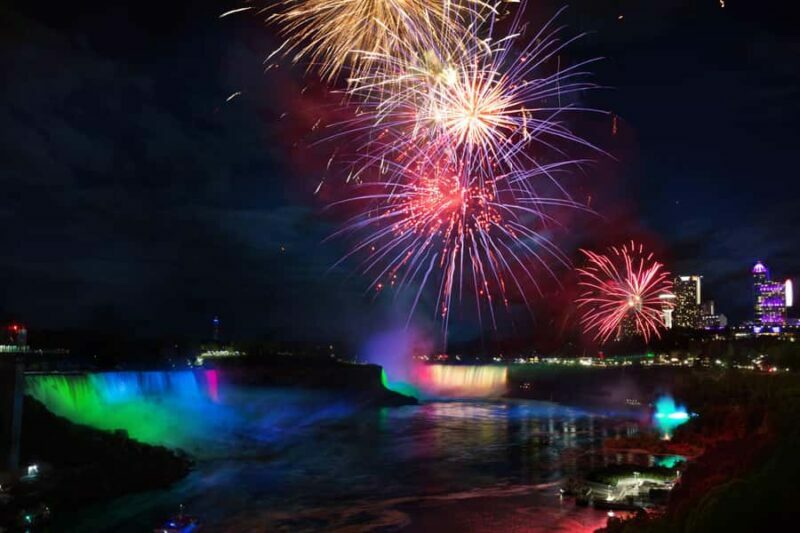 Toronto: Niagara Falls Tour with Boat Ride, Dinner, & Lights - Key Points