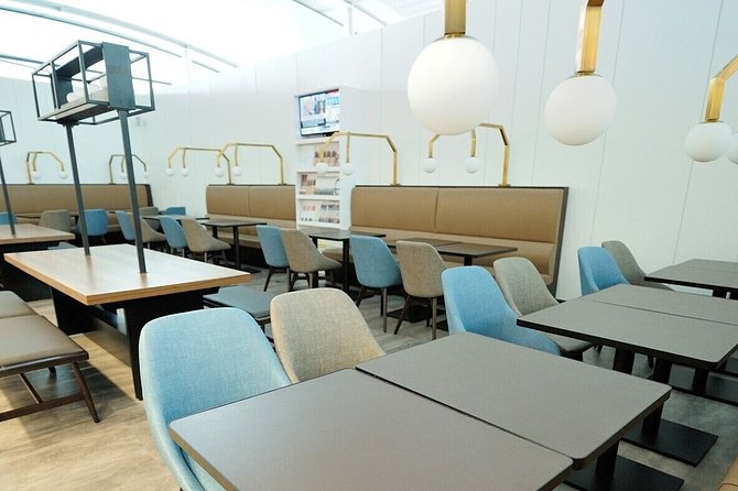 Toronto Pearson International Airport Plaza Premium Lounges - Experience Details