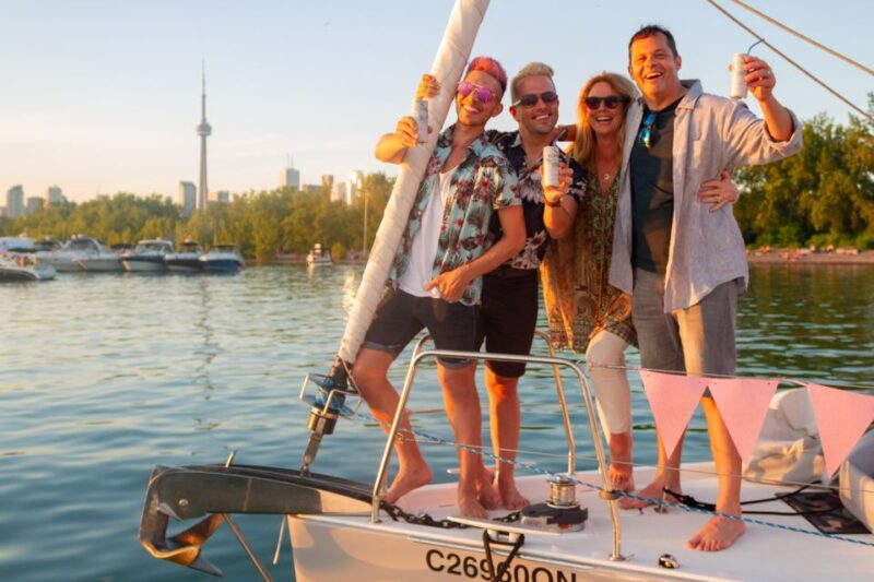 Toronto: Sailing Yacht Cruise of Toronto Harbor and Islands - Inclusions and Amenities