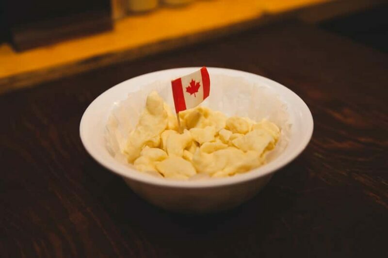 Toronto: St Lawrence & Distillery Food Tour with 6 Tastings - Key Points