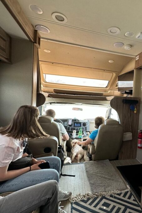 Toronto to Niagara Falls RV-Motorhome Tour - Travel Comfort