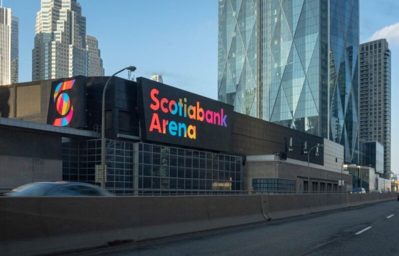 Toronto: Toronto Maple Leafs Game Ticket at Scotiabank Arena - Venue and Location Details
