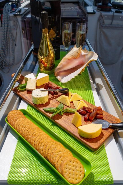 Toronto: Wednesday Nights Sail With Beer Sampling - Pricing and Reservations