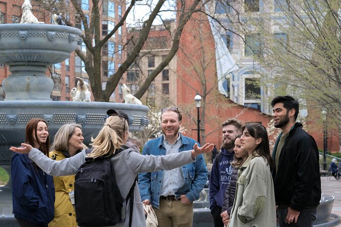 Torontos Greatest Hits Walking Tour - Visiting the Oldest Post Office
