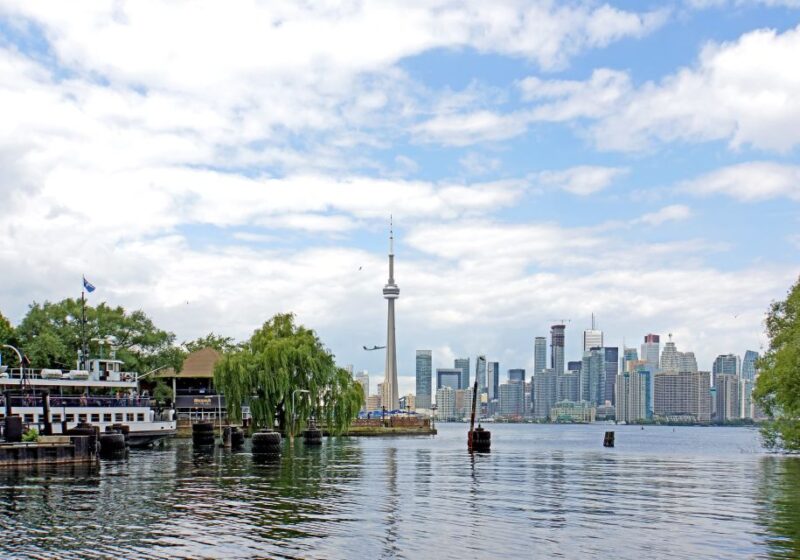 Torontos Waterfront: Smartphone Audio Walking Tour - Self-Guided Experience