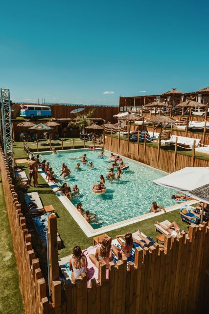 Torreilles : Waterpark Entrance Ticket to Frenzy Waterpark - Activities