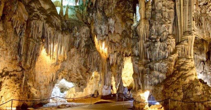 Torremolinos/Benalmadena: Nerja Caves Tour With Frigiliana - Visiting Frigiliana