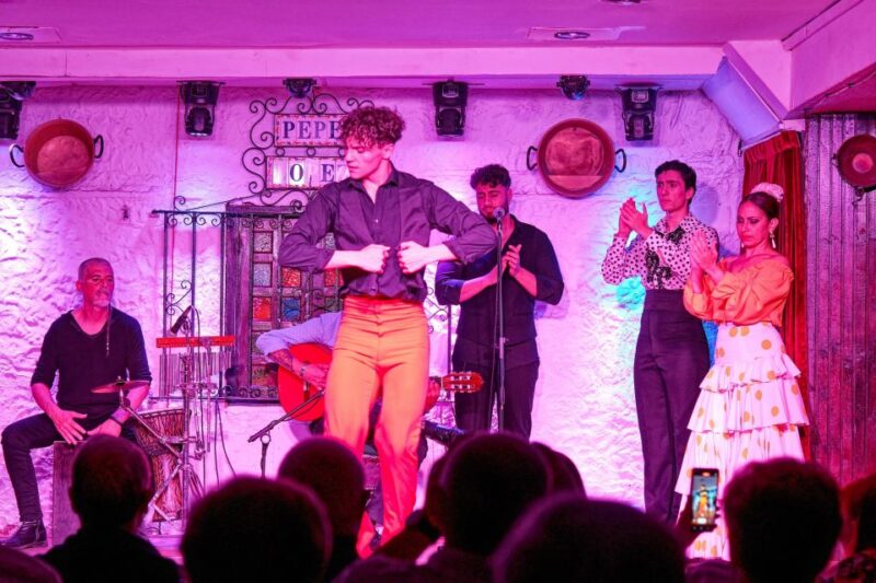 Torremolinos: Flamenco Show With Drinks - Complimentary Offerings