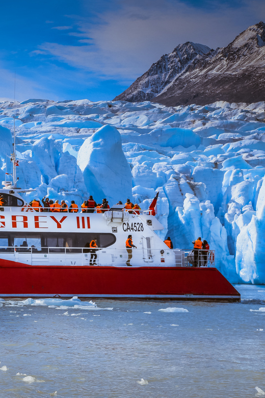 Torres Del Paine: 3-Hour Scenic Boat Tour to Grey Glacier - Customer Reviews and Ratings