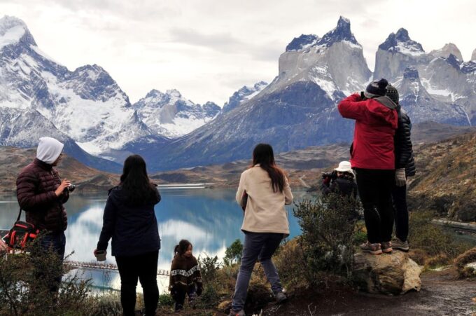 Torres Del Paine Day Trip From El Calafate - Exploring Torres Del Paine