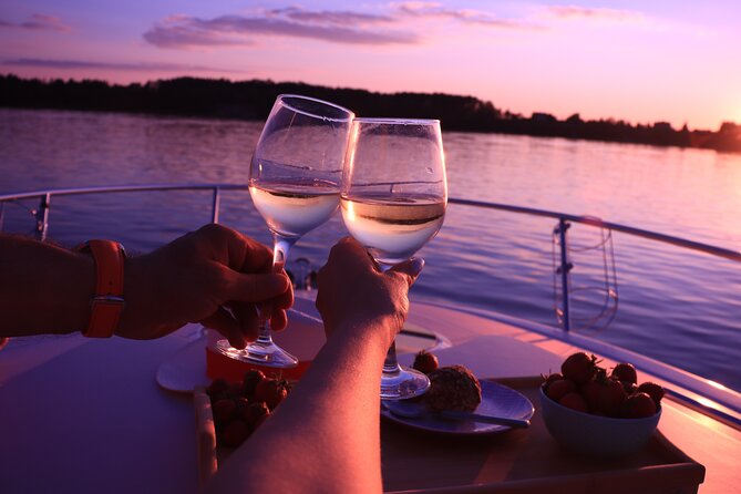 Torrevieja: Sunset Onboard Exclusive Boat + Cava - How to Book Your Adventure