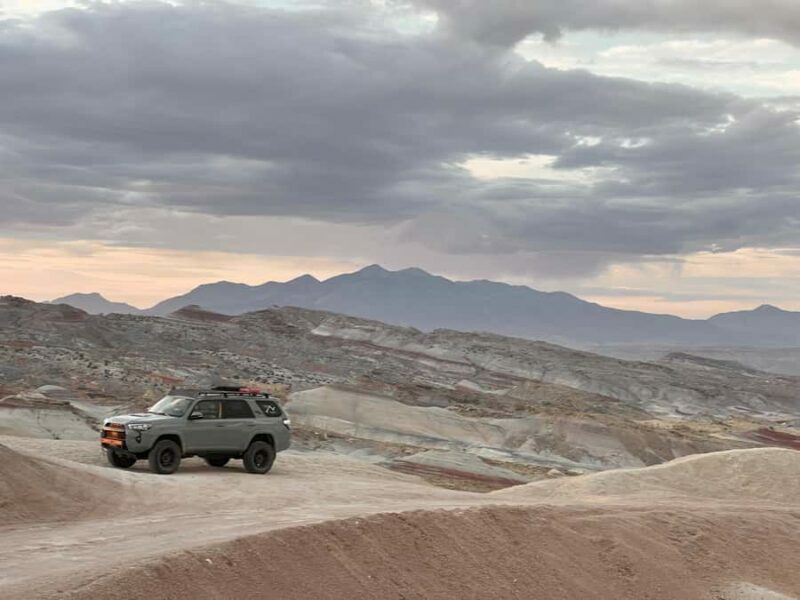 Torrey: Capitol Reef National Park Temples of the Sun & Moon - Off-Road to the Temples of the Sun & Moon