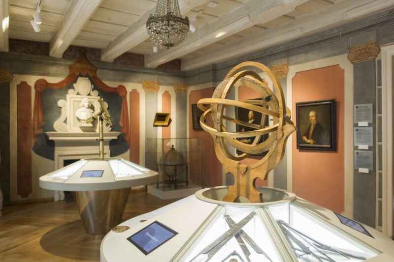 Torun Copernicus Trail and Old Town Private Walking Tour - Tour Experience