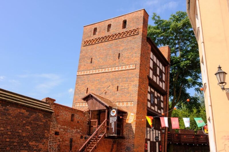 Torun Living Museum of Gingerbread and Old Town Private Walk - Museum Experience