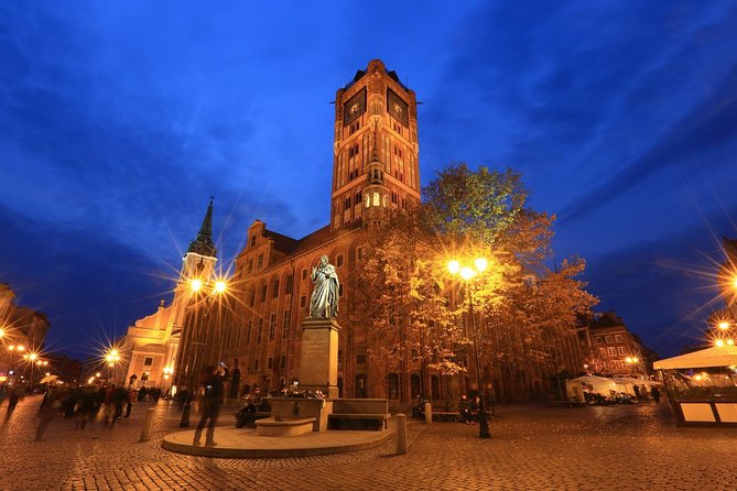 Torun Living Museum of Gingerbread and Old Town Private Walking Tour - Quick Points