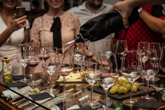 Total Alicante Walking Tour, Tapas and Wine Tasting - Meeting Point and Pick-up