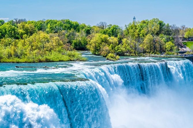 Total Eclipse Tour: Niagara Falls USA - Group Size and Policies