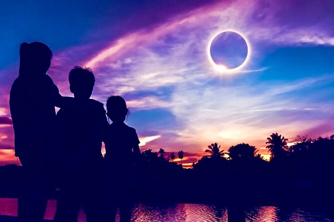 Total Eclipse Tour: Niagara Falls USA - Experiencing the Total Eclipse