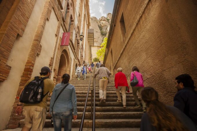 Total Montserrat: Transport, Museum Tickets, and Lunch - Flexible Booking and Cancellation