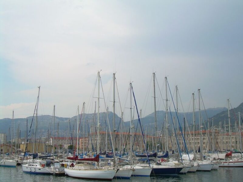 Toulon: Outdoor Escape Game Robbery in the City - Key Features and Inclusions