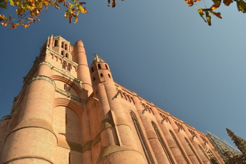 Toulouse: Albi and Cordes/Ciel Day Trip With Audio Guides - Key Points