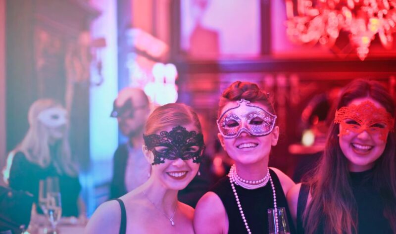 Toulouse: Bachelorette Party Outdoor Smartphone Game - Booking and Cancellation Policy