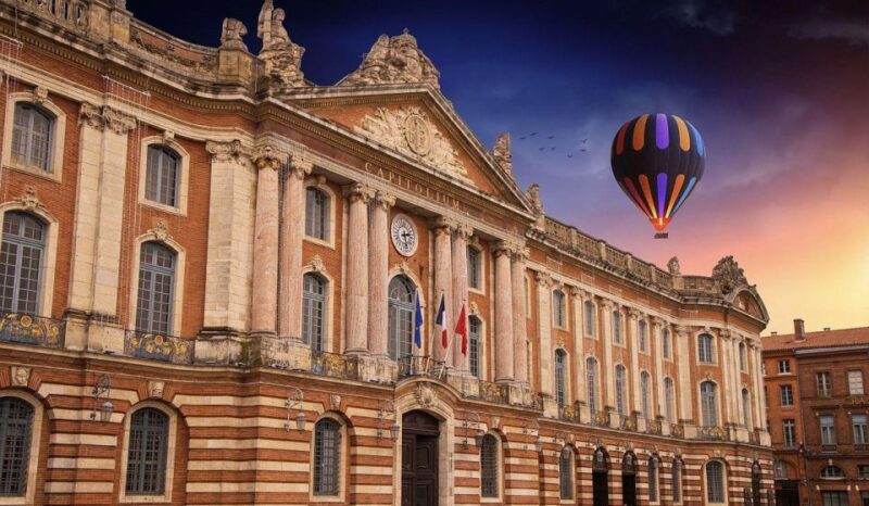 Toulouse: Christmas Market Walking Tour - Meeting Point at City Hall, Place Du Capitole