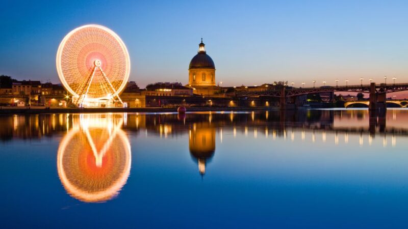 Toulouse: City Exploration Game and Tour - Notre-Dame Du Taur and City Hall