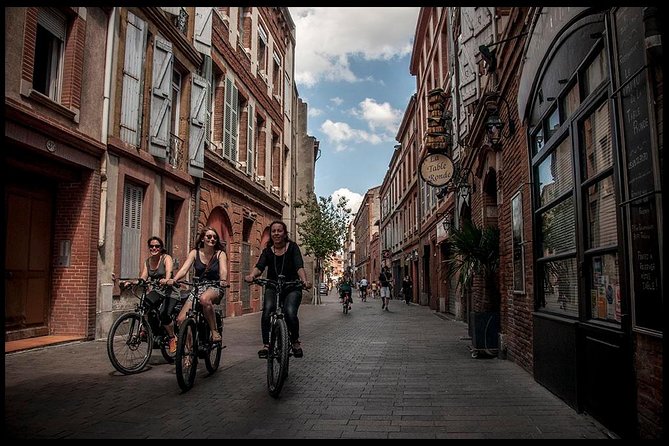 Toulouse E Bike Tour - Accessibility and Rider Requirements