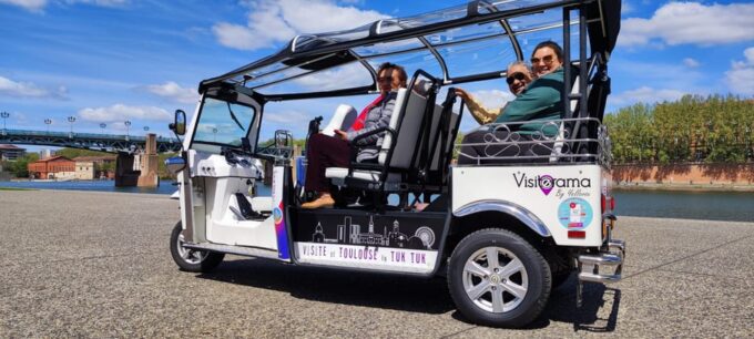 Toulouse: Electric Tuk-Tuk Tour With Photo Stops and Audio - Booking and Cancellation Policy
