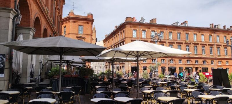 Toulouse: Electric Tuk-Tuk Tour With Photo Stops and Audio - Cost and Duration