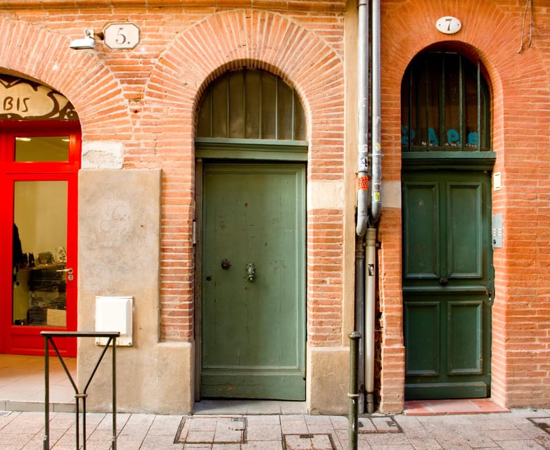 Toulouse: Get Drawn by an Artist - Experience Highlights